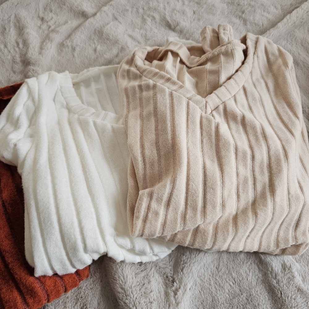 Long Sleeve Shirts Size Med 3 Pack